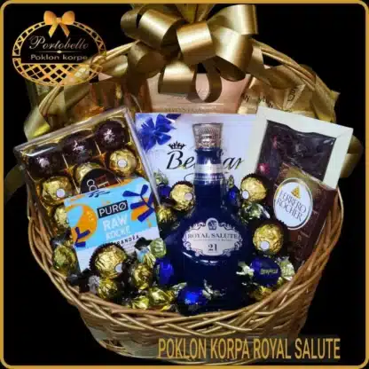 Ekskluzivan poklon za rodjendan muškarcu korpa Royal Salute, jedinstven originalan poklon za muža, gift basket for men