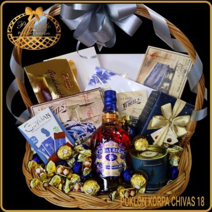 Pravi luksuzan poklon za muškarca korpa Chivas 18, jedinstven ekskluzivan poklon sa viskijem, gift basket for men